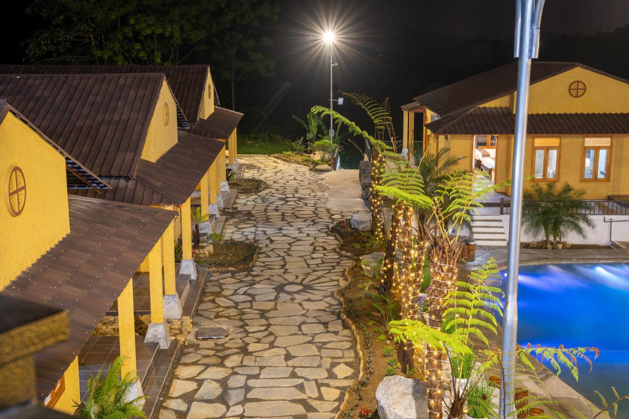 Wings Ha Giang Loop Bungalow Exterior photo